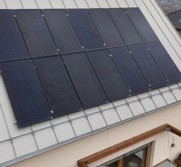 Mrazivé dny zvýhodňují solární panely. Jak se fotovoltaika chová v zimě a při ledovce?